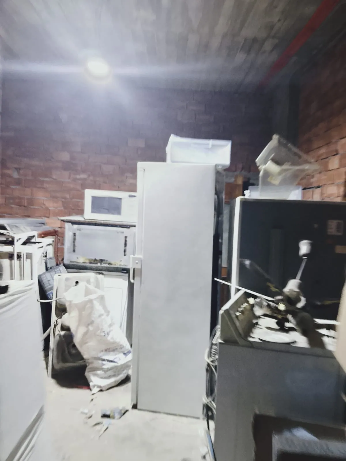Semi-finished shop for rent in Mohandessin, off Shehab Street