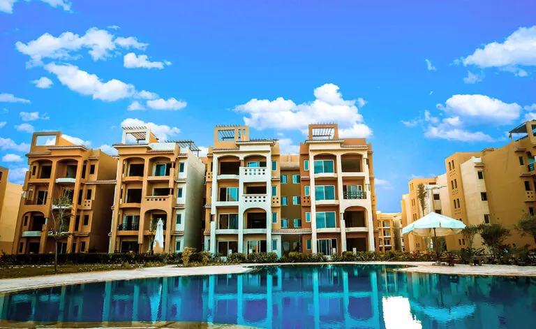 البيع في إمارتس هايتس: الاستديوا للبيع في امارات هايتس الضبعه راس الحكمه 