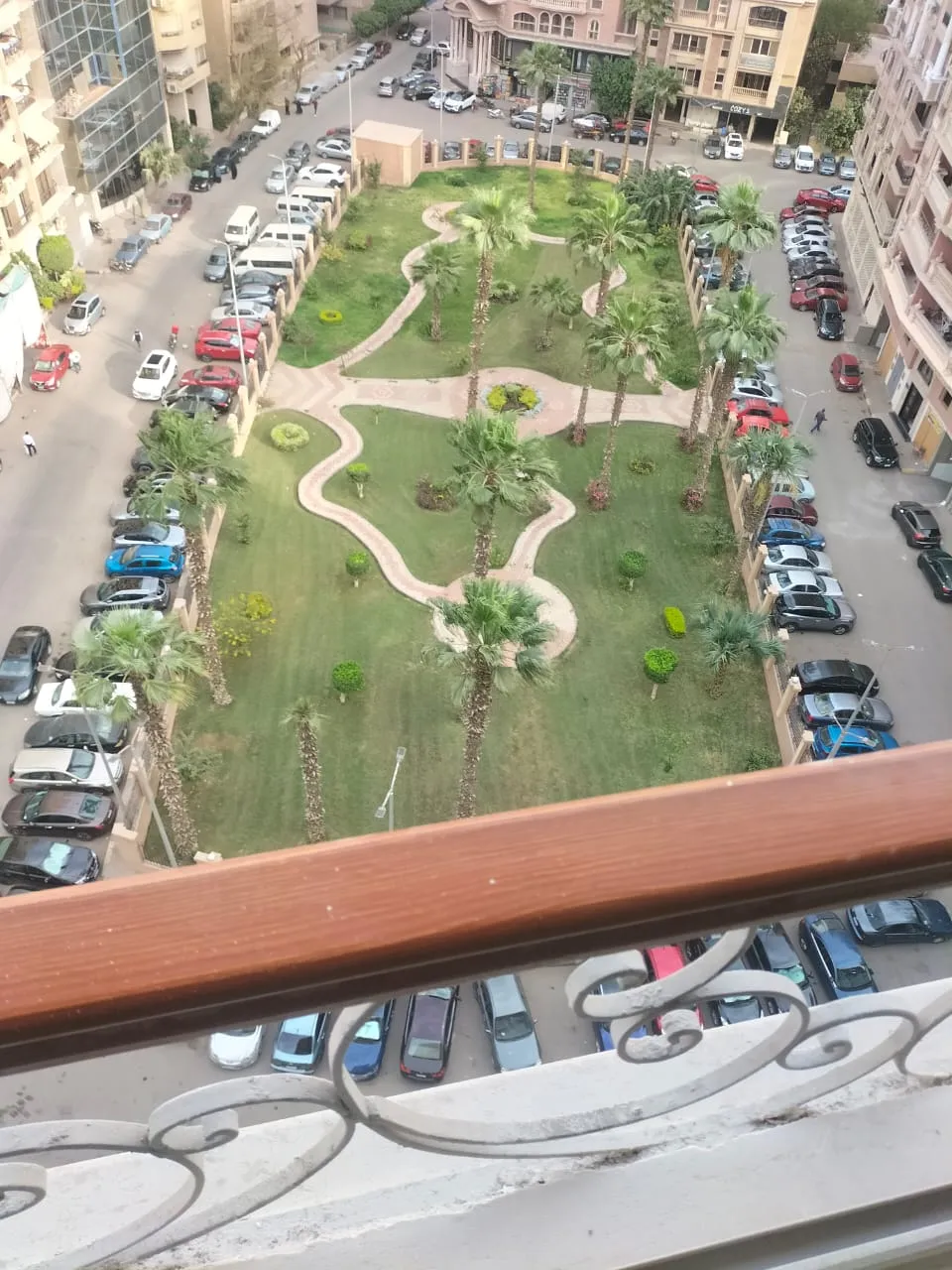 Apartment for Sale Arabia Main St with Engineers