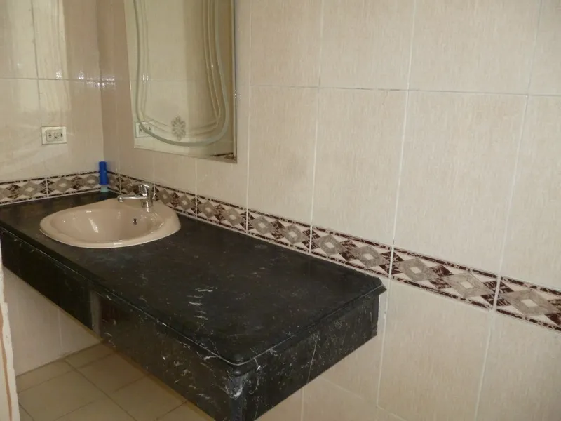 Gallery Image 14
