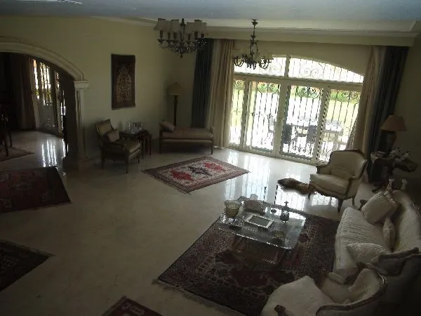 Sale in Dyar: Villa Prime With Private Garden - Pool In Diyar