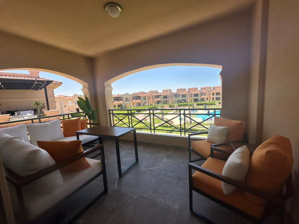 Luxury First floor chalet available for rent at lavista bay east