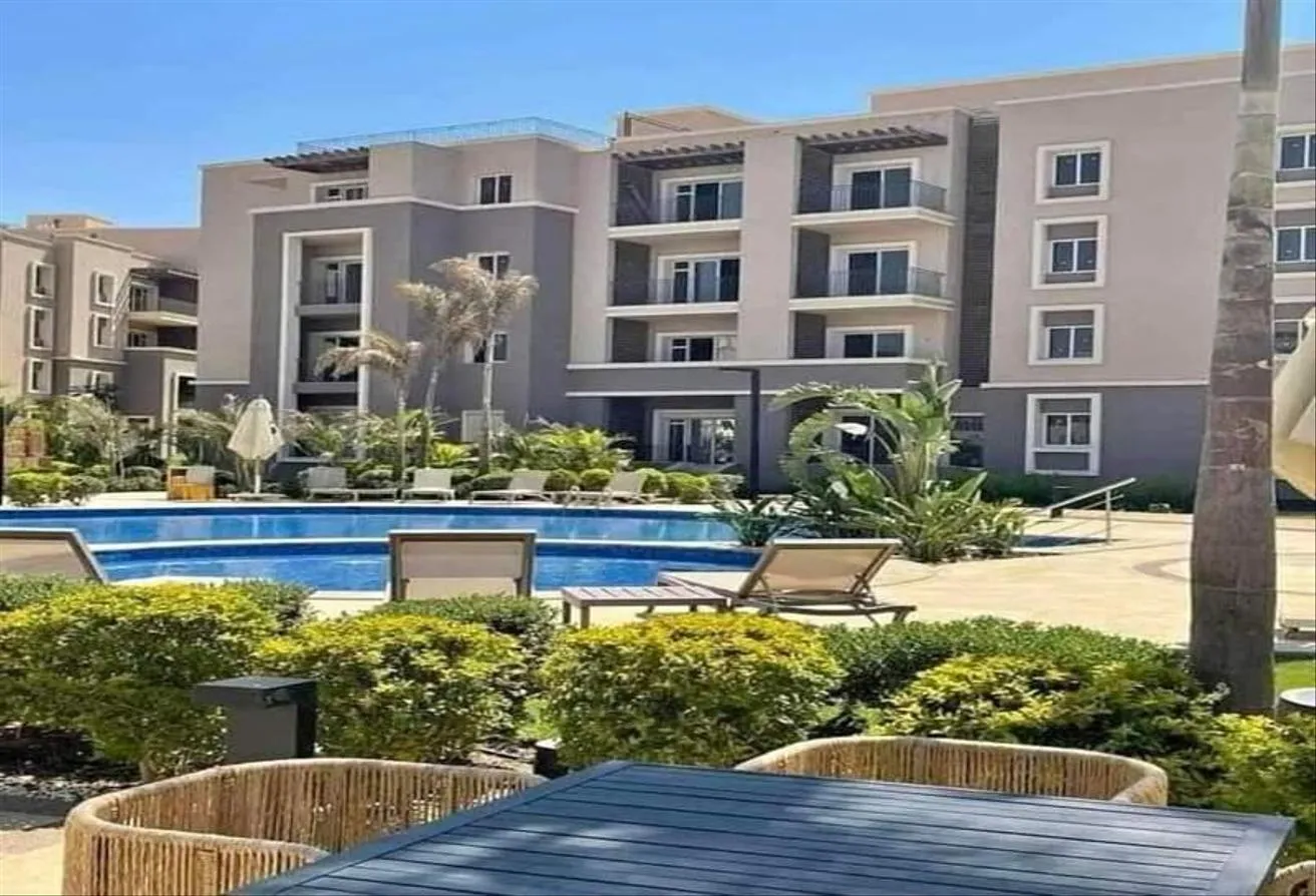 Sale in October Plaza: APT in October plaza RTM  with a prime price