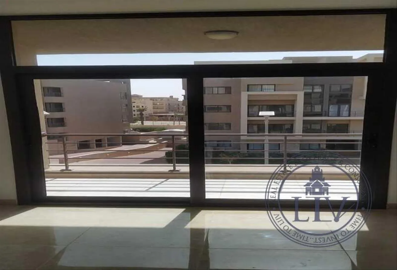 Sale in Moon Residences: Fifth Square Marasem Apartment for sale