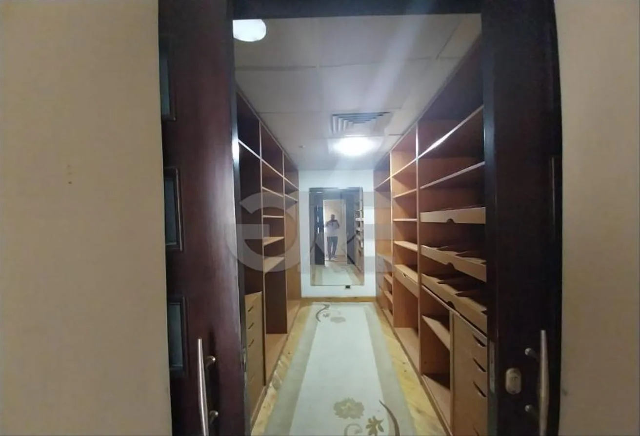 Gallery Image 16