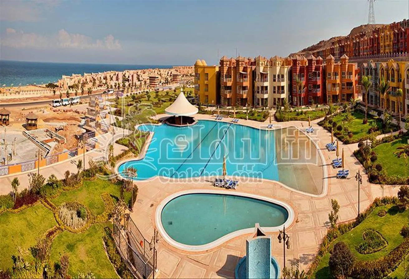Sale in Waterfront: للبيع شالية استلام فورى في مرحلة الووترفرونت بورتو