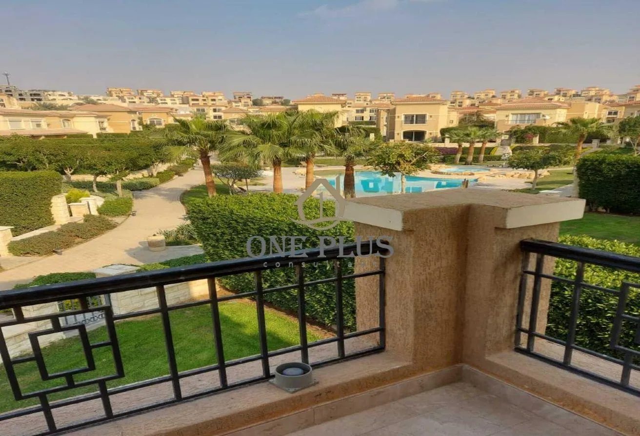 للايجار في ستون بارك: للايجار فيلا نص مفروش بكمبوند ستون بارك ع فيو جارد 