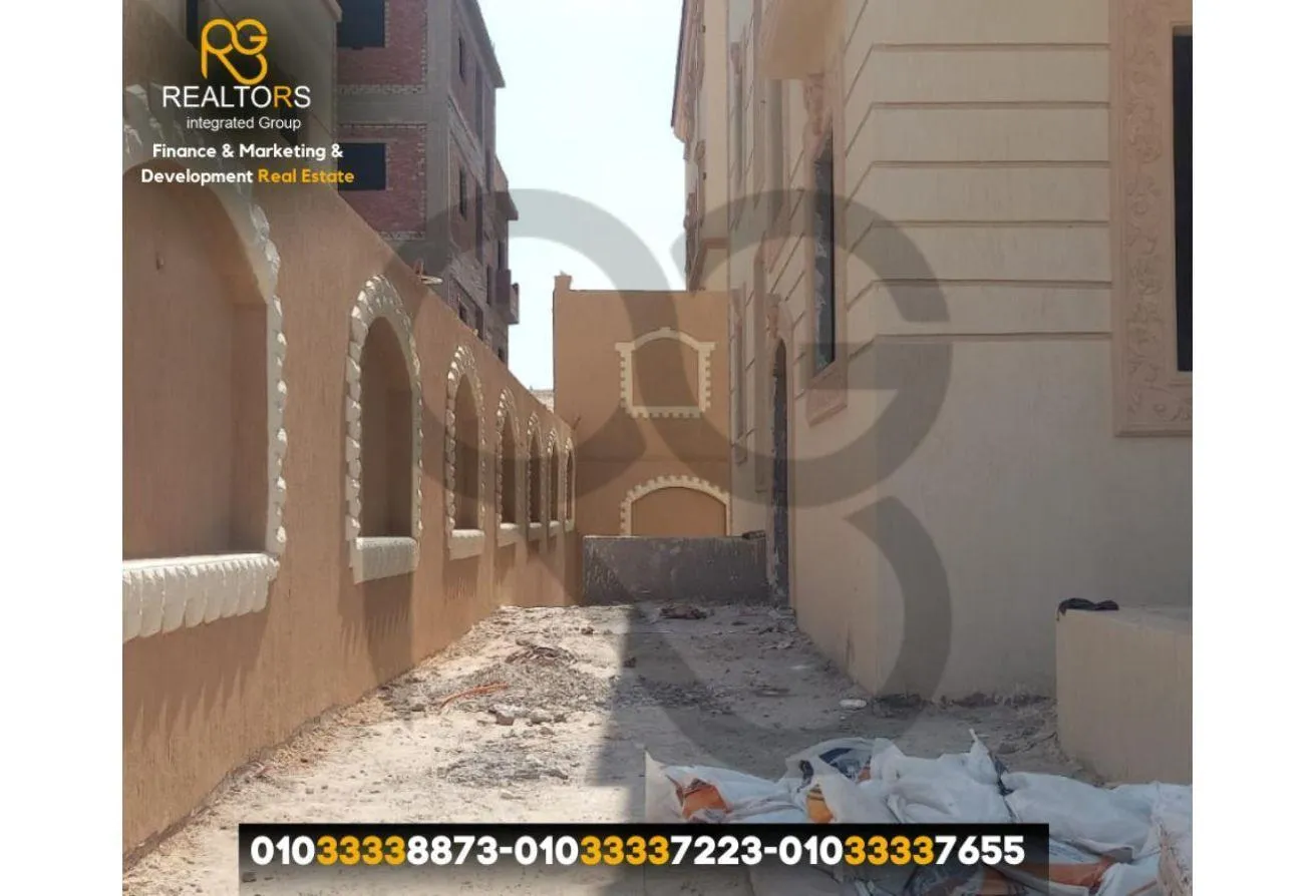 Sale in Palm Villa: lowest price, steps from Jezira Club, 8 Years plan