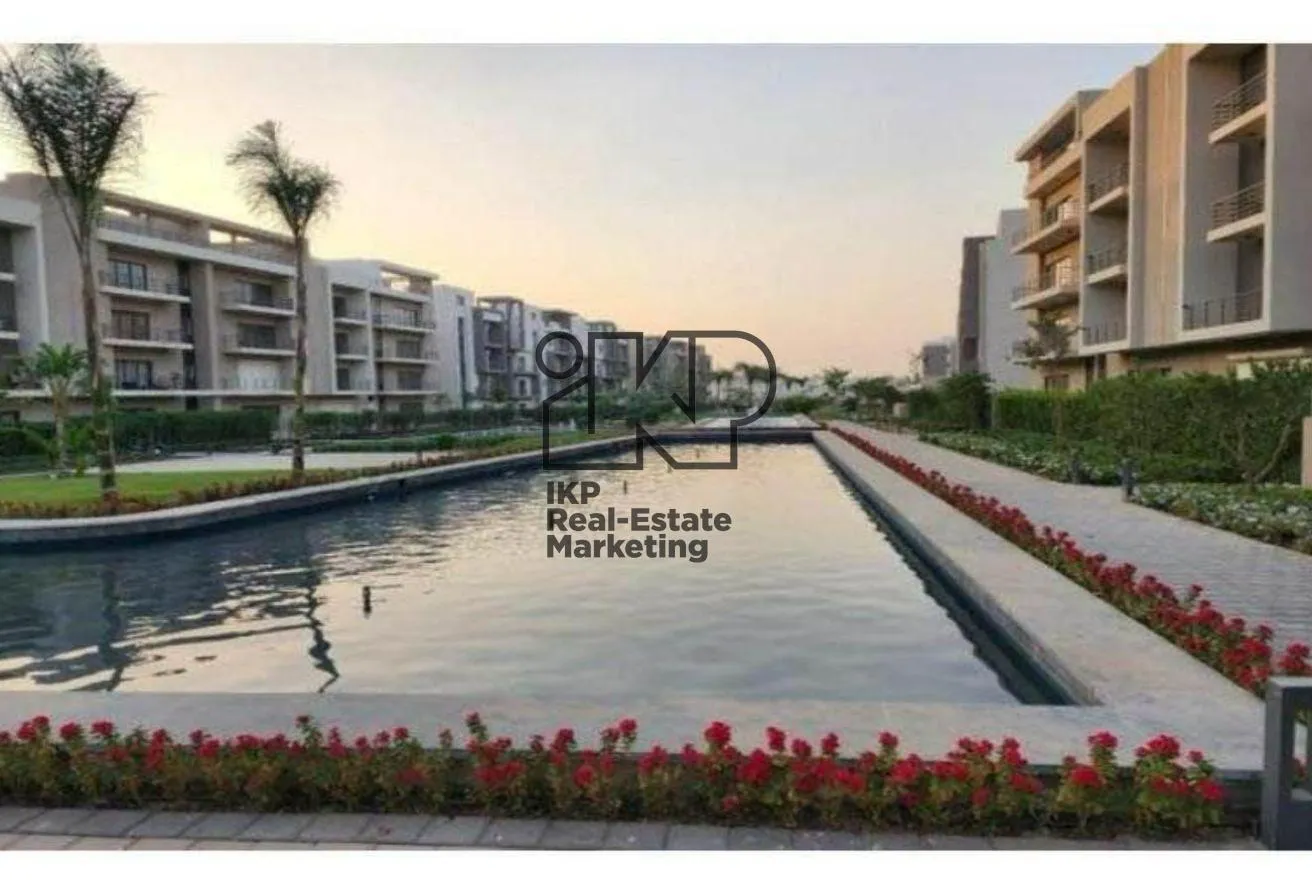 Sale in Moon Residences: serviced apartment by Rotana Hotel New Cairo