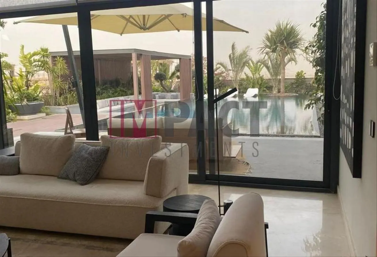 Sale in Vye Sodic: Villa for sale Sodic Zayed next to Beverly Hills