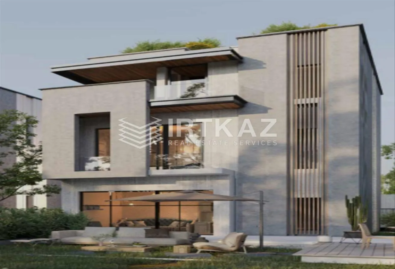 Sale in Ivoire East: Villa 318m With Prime Location installment 8 Years