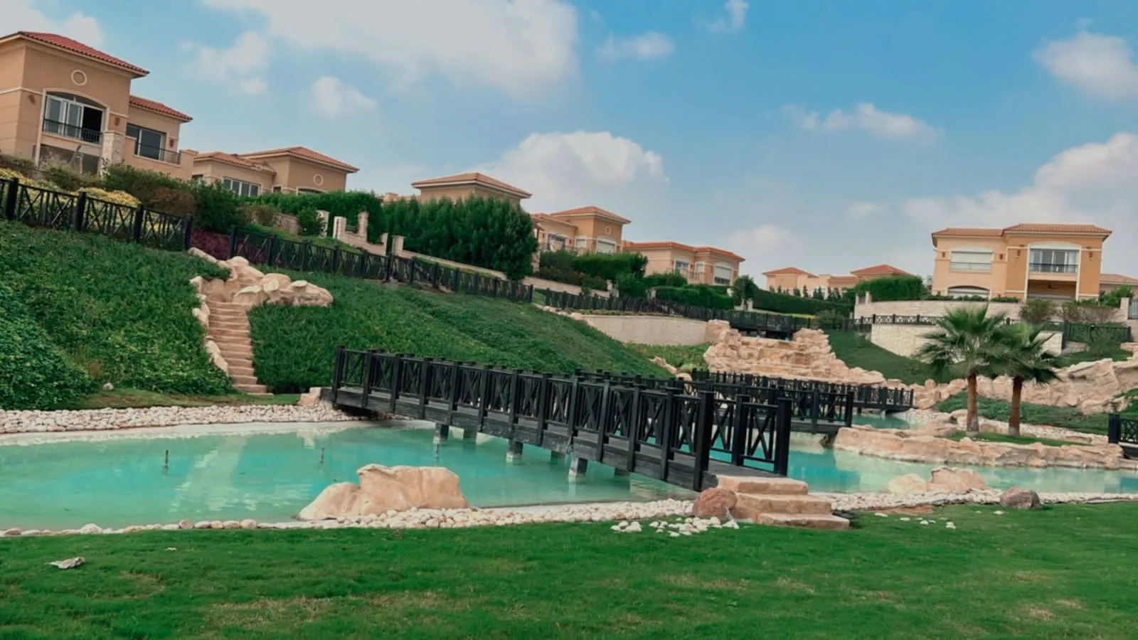 Chalets With garden for Sale in New Cairo Stone Park (STONE HILLS) - LK1160