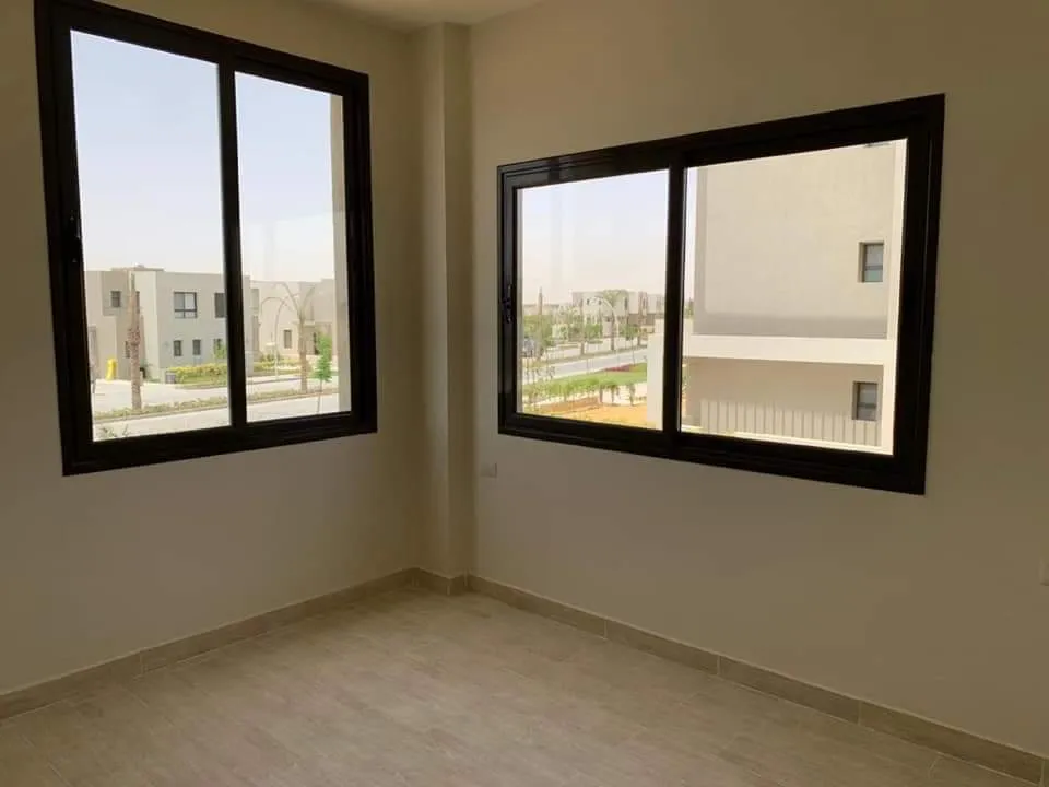 Fully finished chalet 4 bedrooms for sale in Azha Ain Sokhna