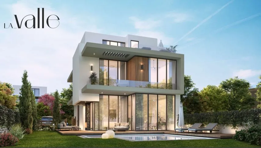 Stand alone villa with installments for sale 282 m at IL BOSCO City