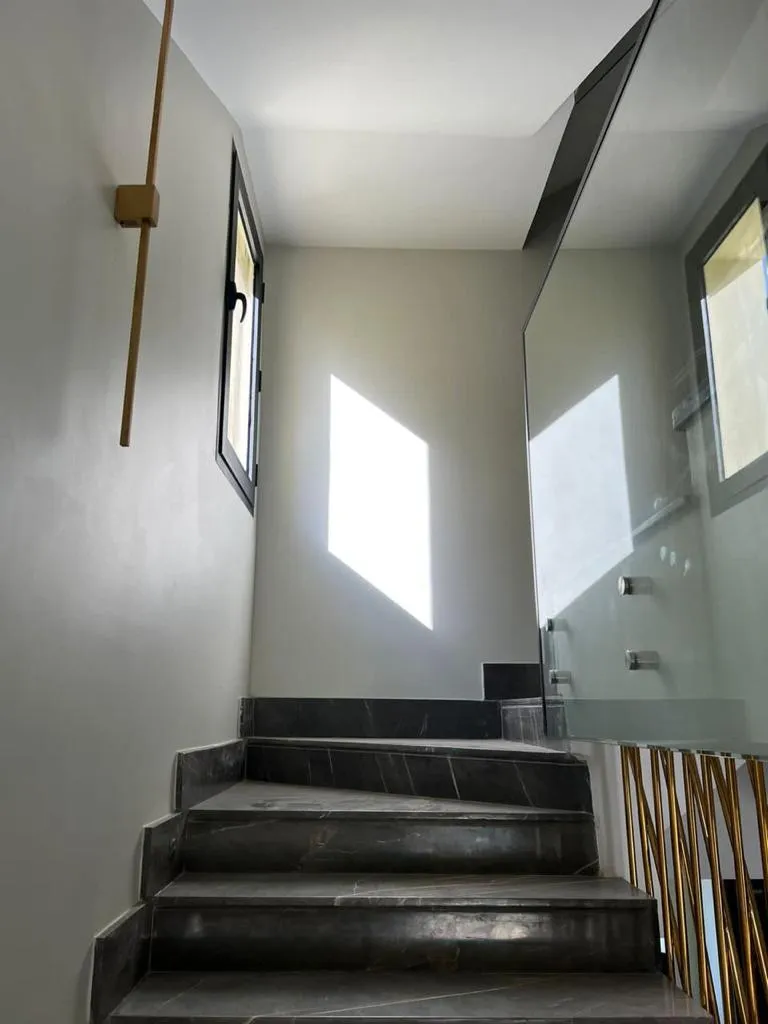 Gallery Image 20