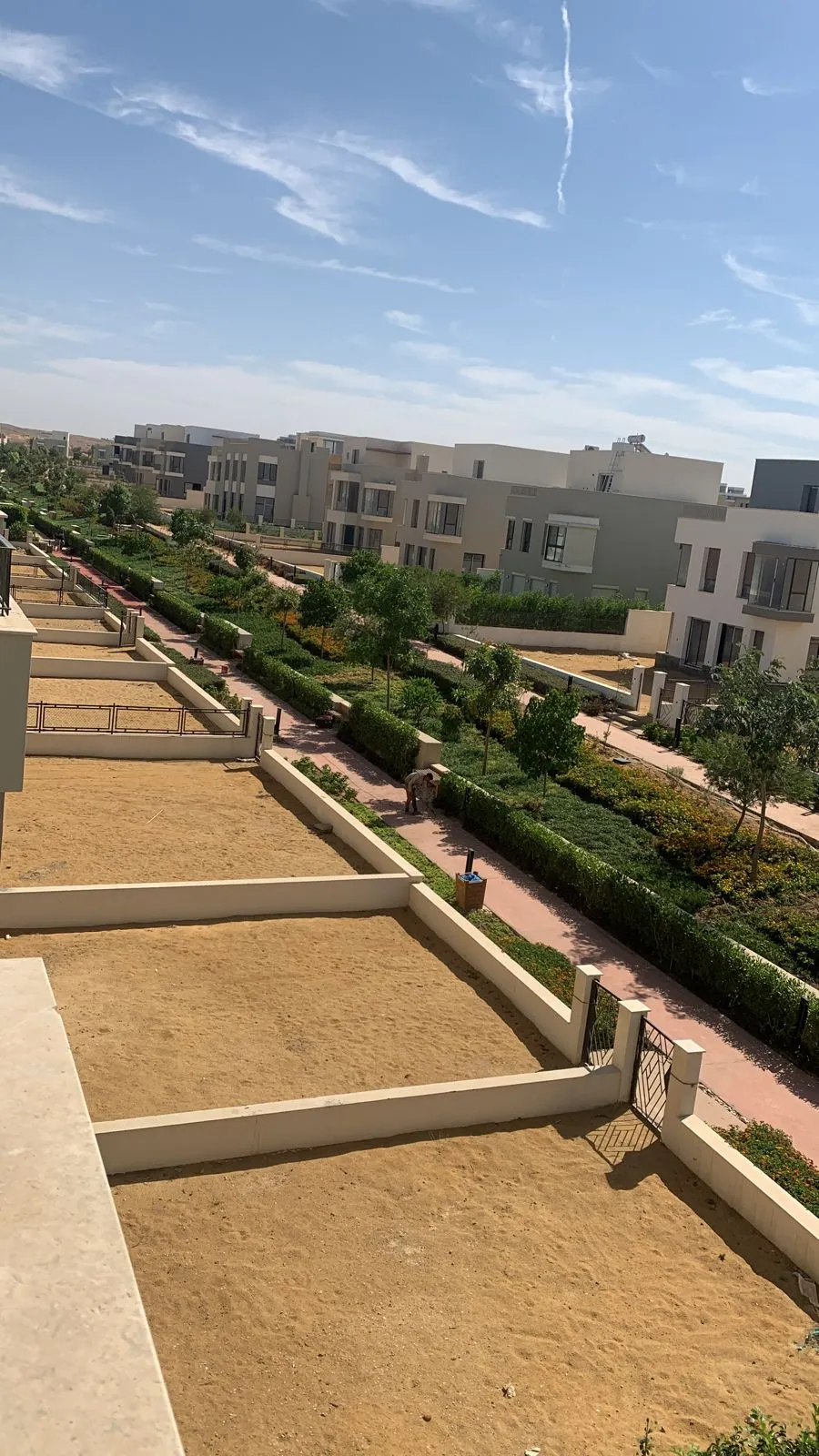 Fully finished Townhouse for Resale or Rent in New Cairo, Villette