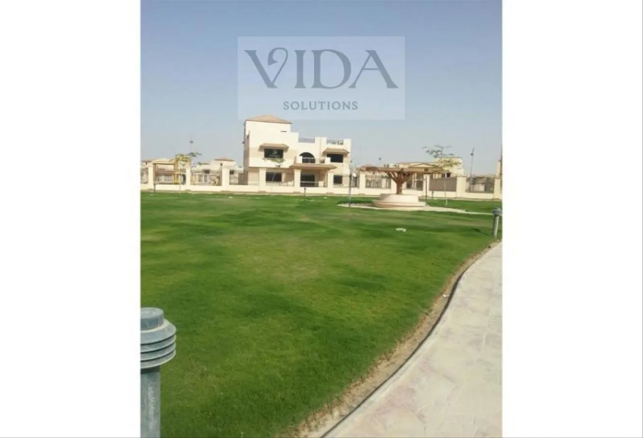 Sale in Royal City: Villa for sale in Royal City, Sheikh Zayed