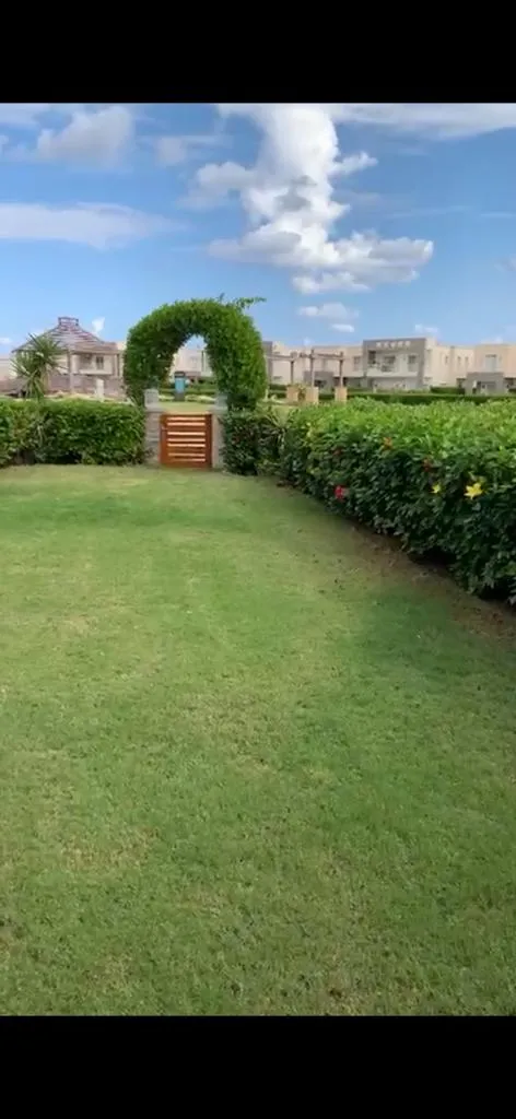 Villas for sale in Amwaj with installments