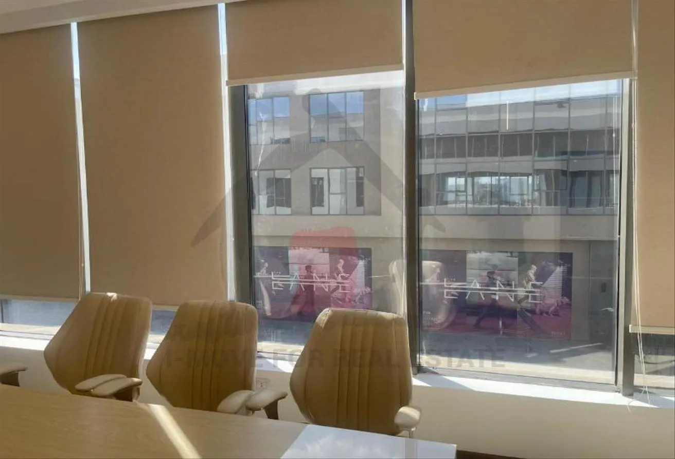 Rent in The Lane: Office for rent fully finished on the axis of 26