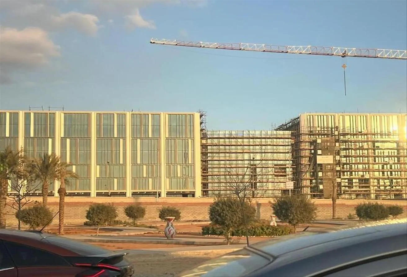 Sale in One Ninety: retail space for sale in new cairo highest ROI