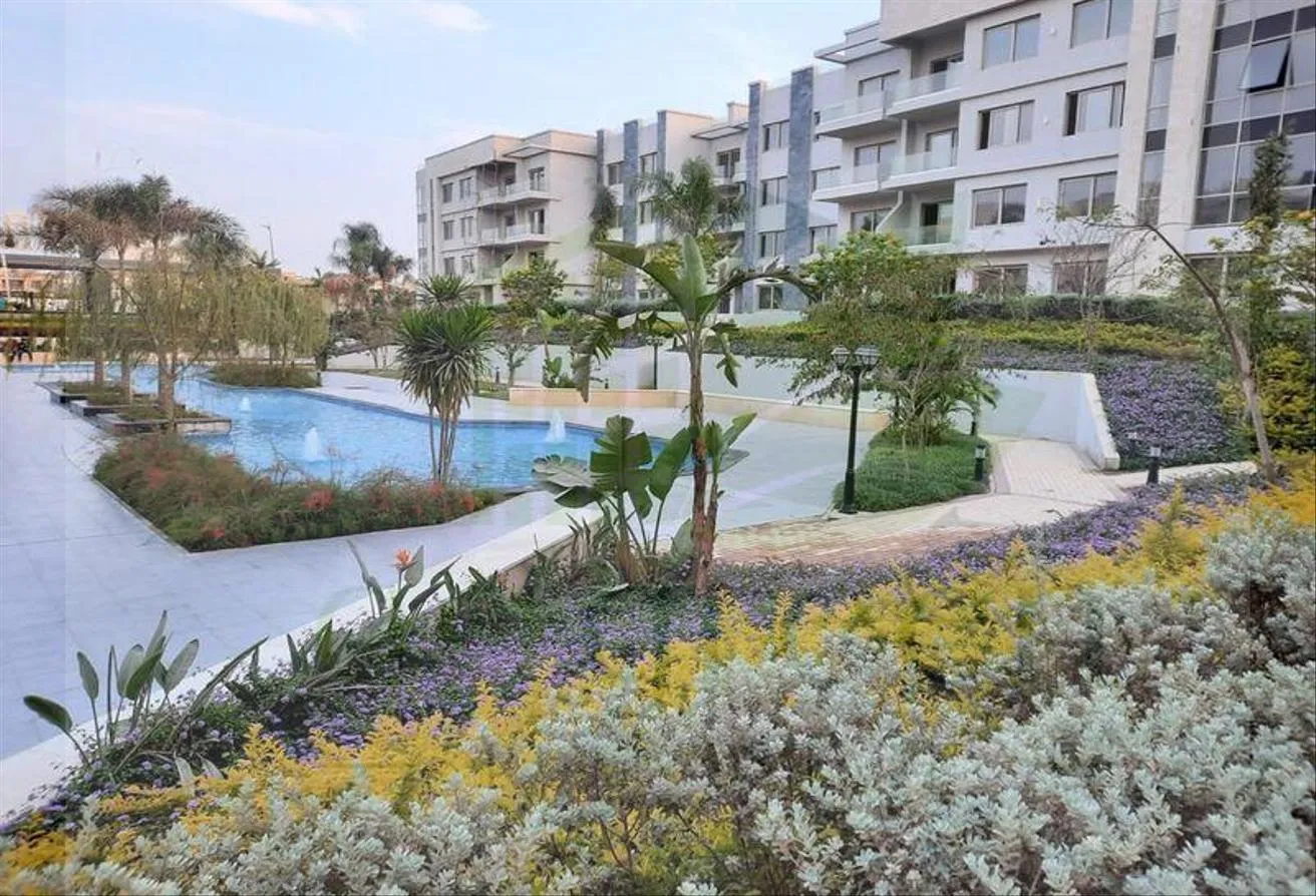 Sale in Galleria Moon Valley: Apartment RTM with discount 5 million in Galleria