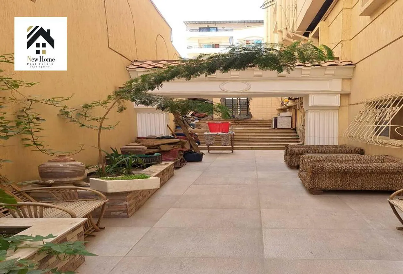 Sale in El Banafseg Apartment Buildings: دوبليكس للبيع 230م +110م فى البنفسج -استلام فورى