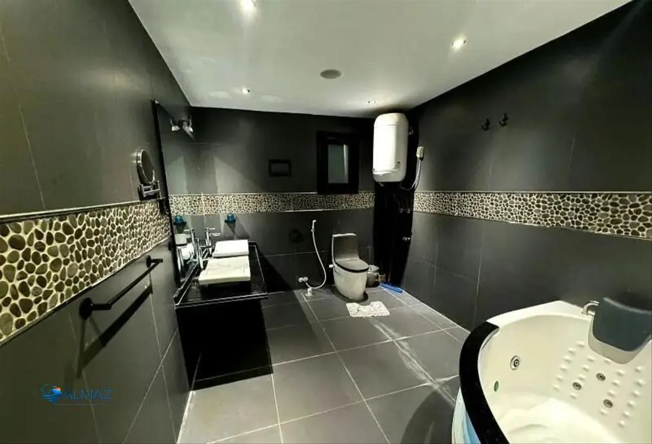 Gallery Image 9