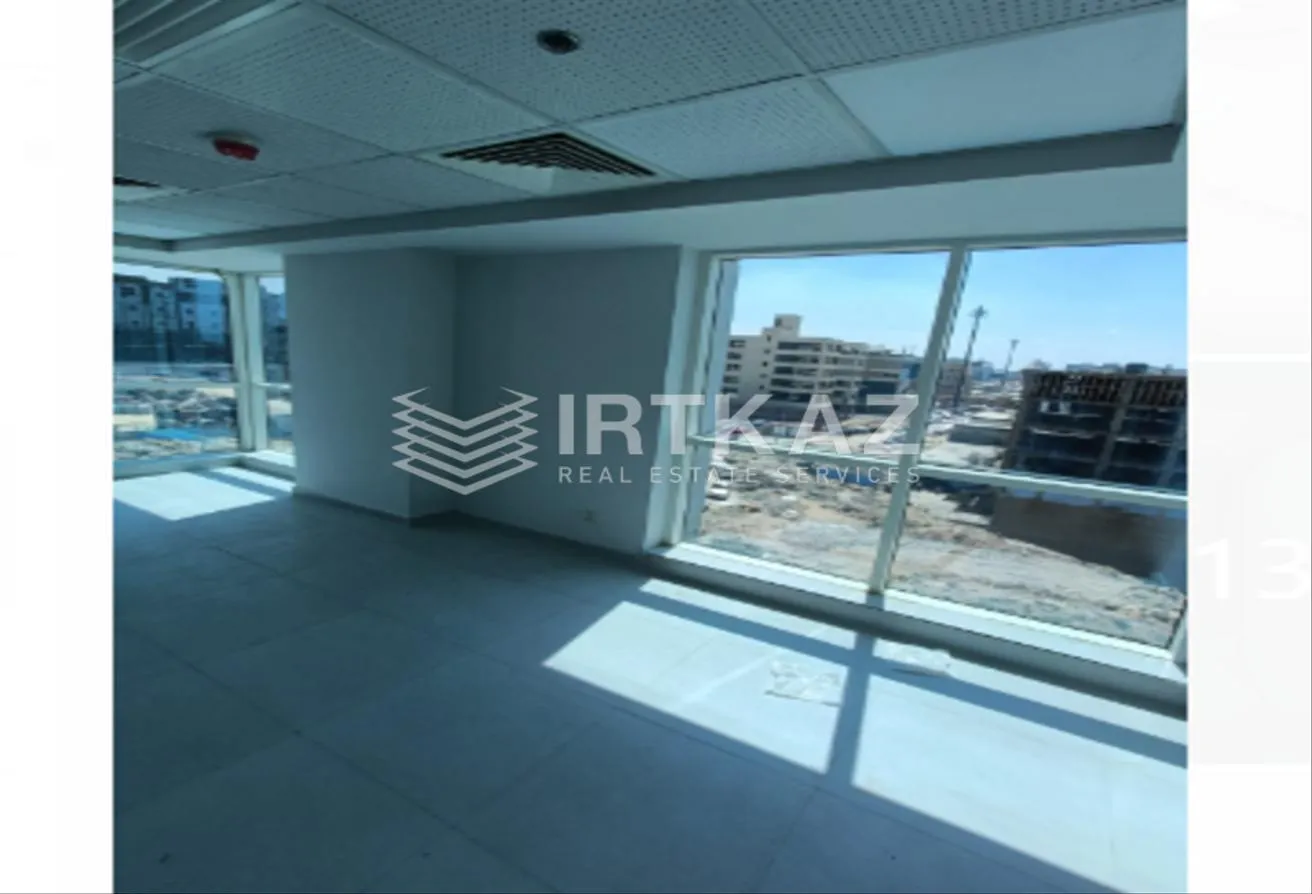 Rent in Business Plus: Office 129m for rent Finished Direct on North 90St