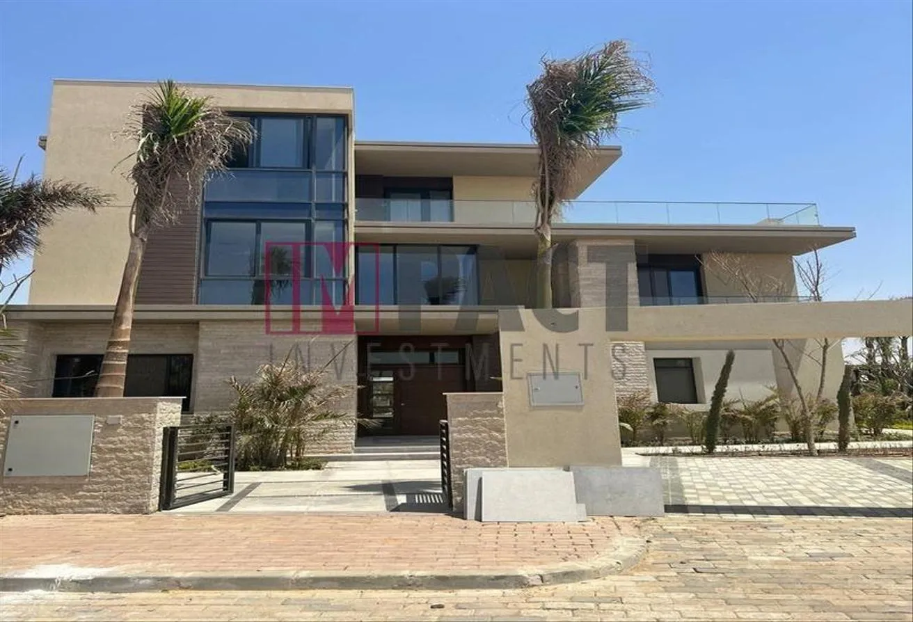 Sale in Vye Sodic: Villa for sale inSodic minutes from Sphinx Airport