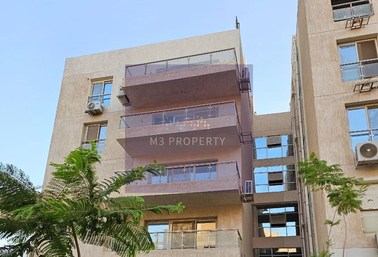 Sale in Rehab October City: شقق فيو جاردن ومول في شارع النوادي بالتقسيط