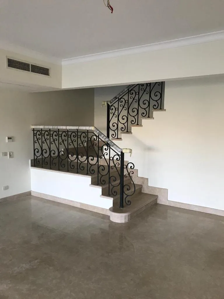 Sale in Stone Park: stone park compound New cairo