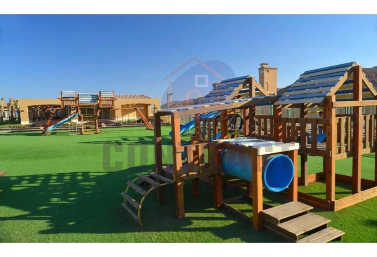 Sale in Telal Al Sokhna: stand alone Villa 360 m2 -  Corner - Zon1 - Telal