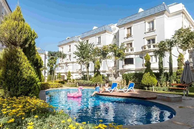 Apartment for Resale in Mountain View Executive with attractive price
