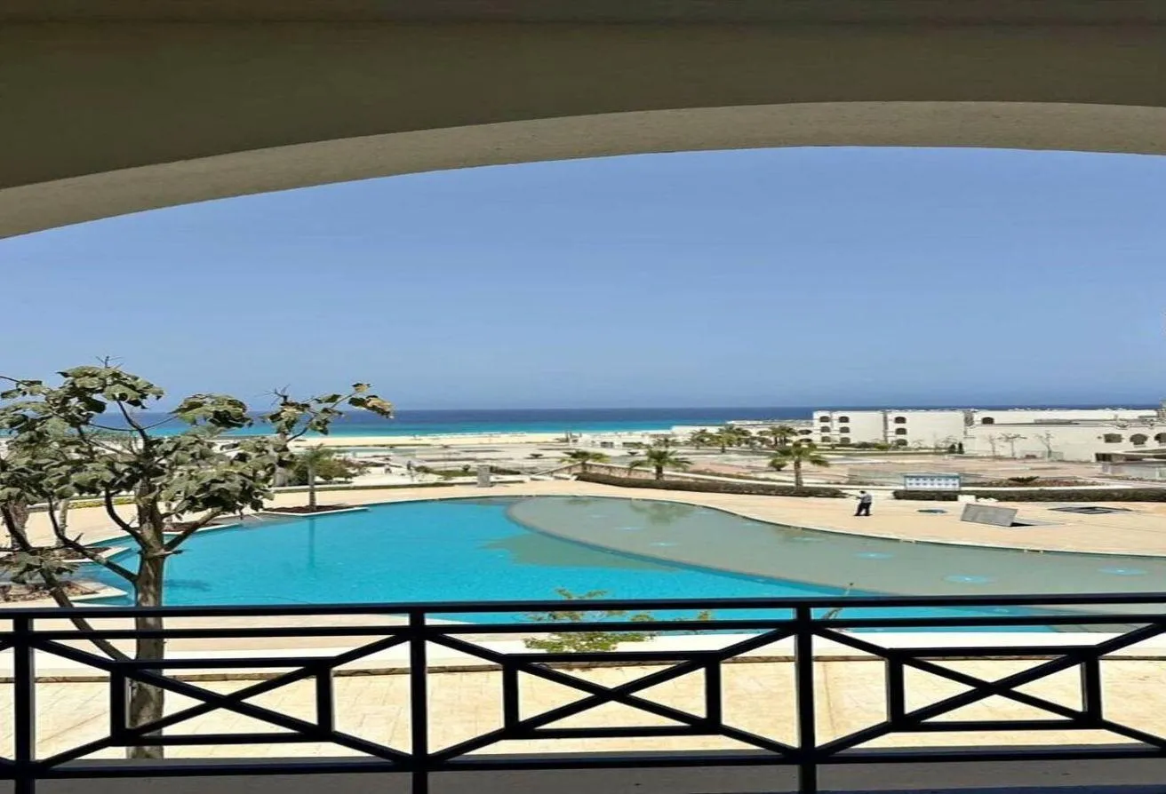 Sale in Hacienda Heneish: Chalet lagoon view hot price next to Silver Sands