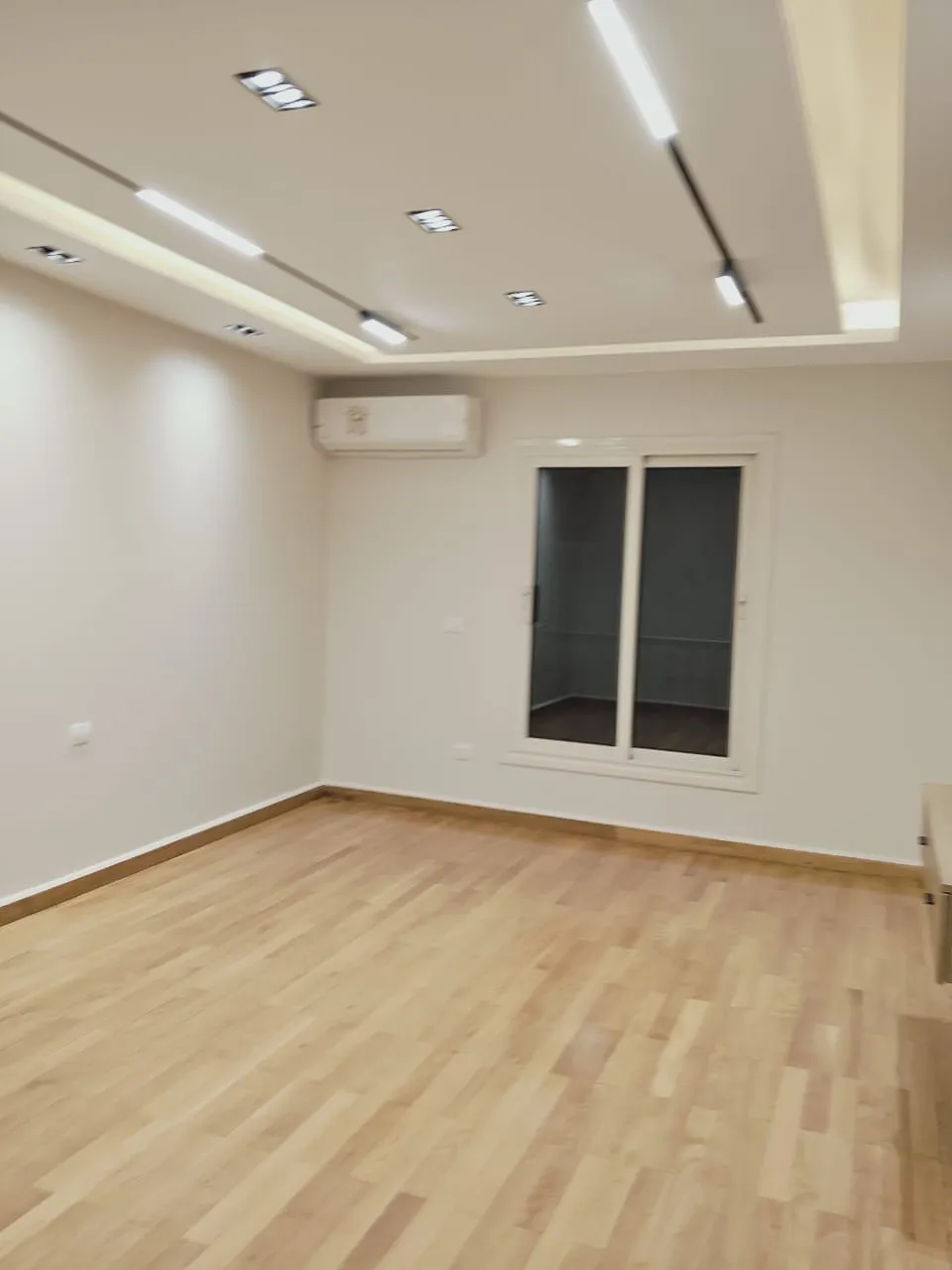 Gallery Image 18