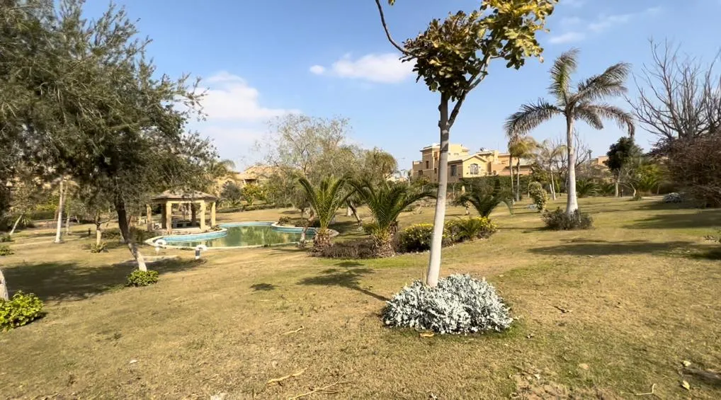 Semi finished townhouse for sale in Dyar Park with installments