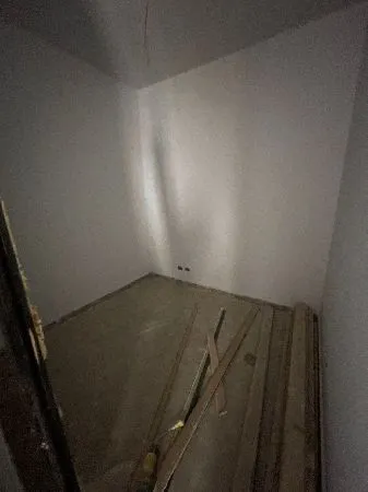 Gallery Image 16