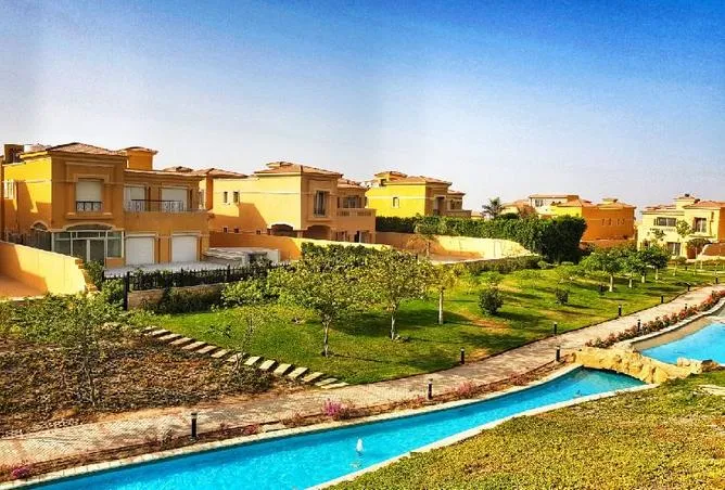 Sale in Royal Meadows: Villa in Royal Meadows For Sale landscape view
