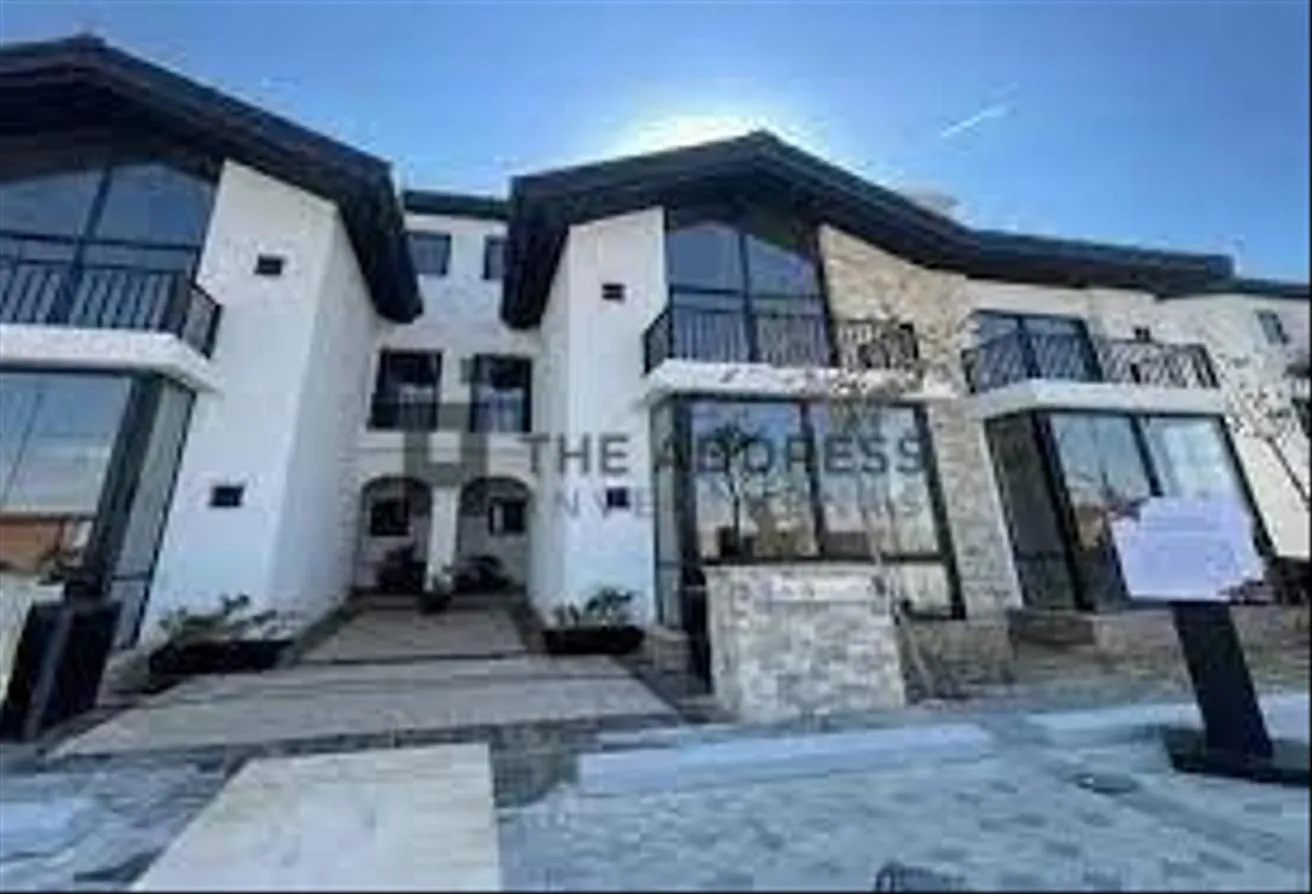 Sale in The Wonder Marq: With 0% DP Villa 120 m in The Wonder Marq Compound
