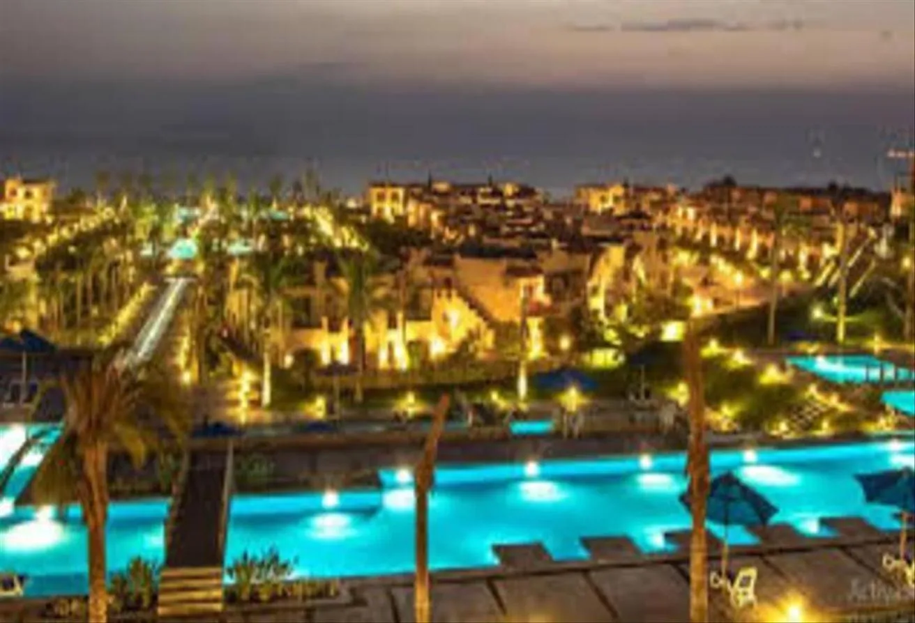 Sale in La vista Ras El Hikma: Finished villa delivery 1y seaview Over 6 years