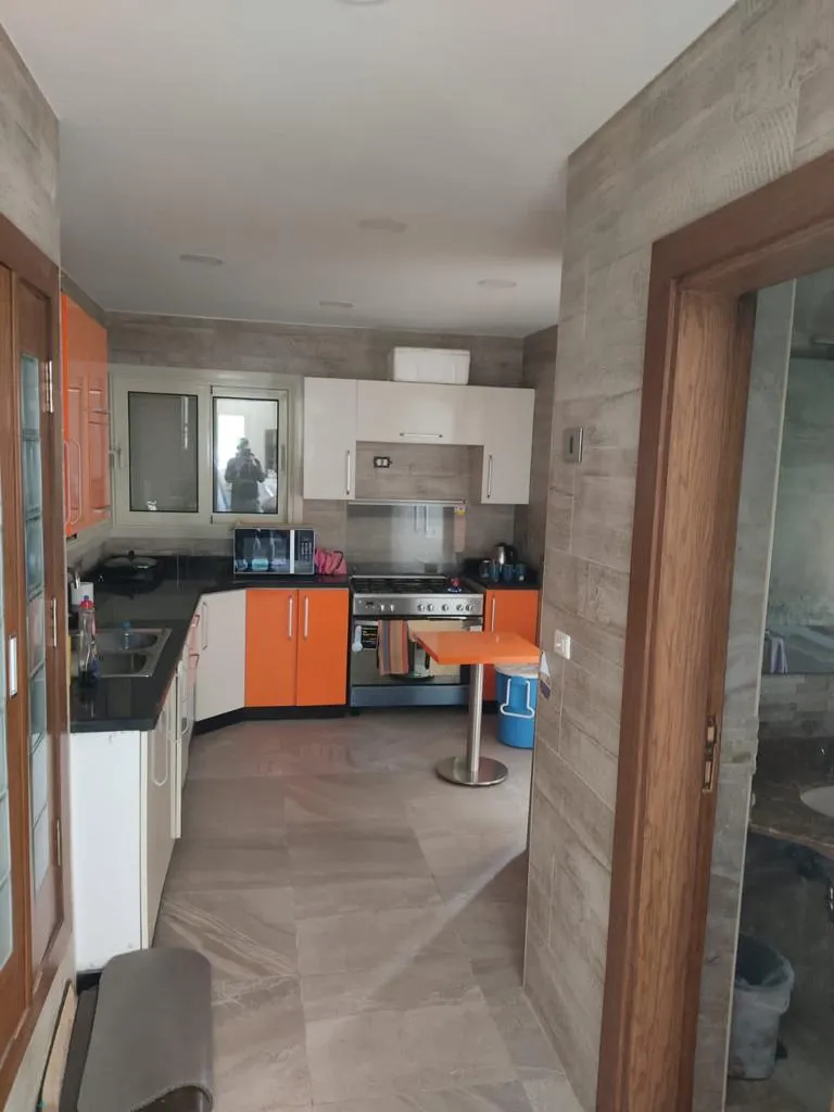 Gallery Image 12