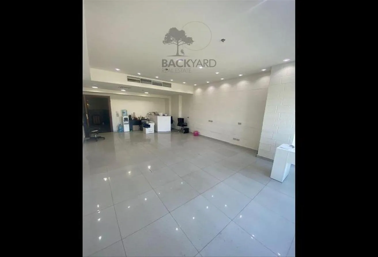 Rent in Ritzy: Office for Rent   Ready to move fully finished