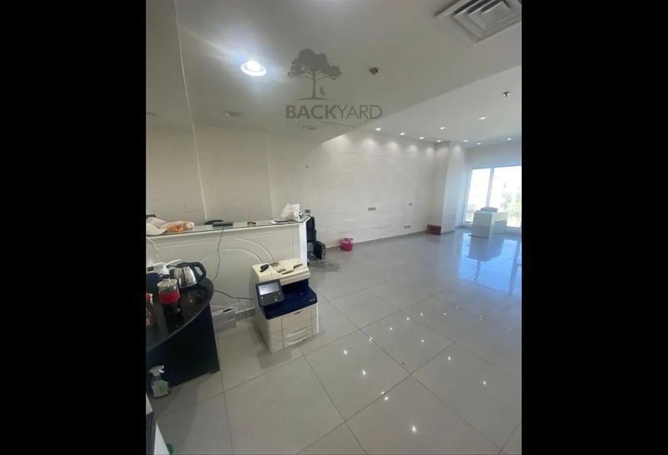 Rent in Ritzy: Office for rent, 75M fully finished in a prim Loc