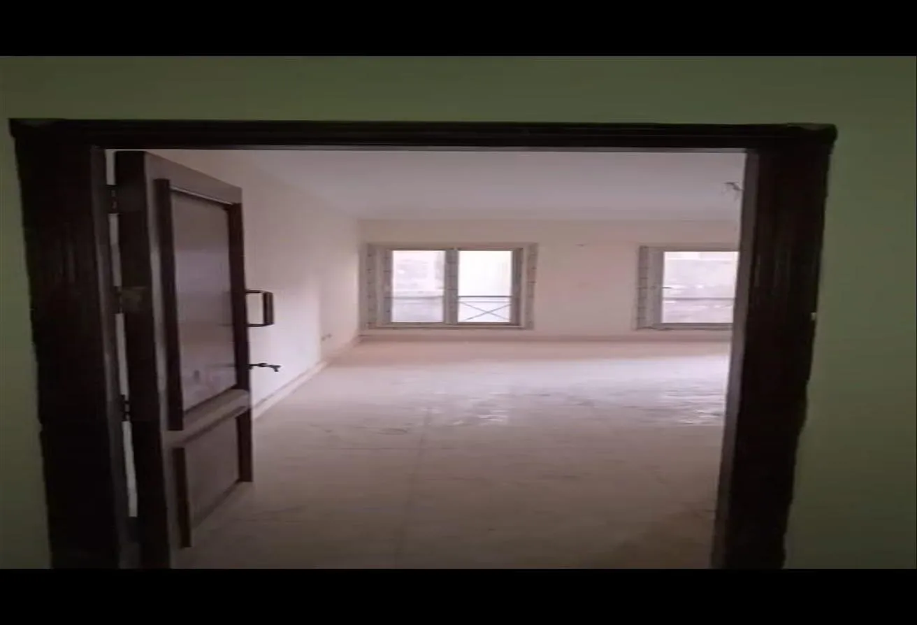 Sale in R3: Own a pharmacy in the largest residential area