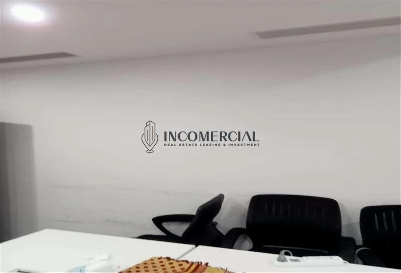 Rent in Trivium Square: Finished office for rent 55 metres Trivium Complex