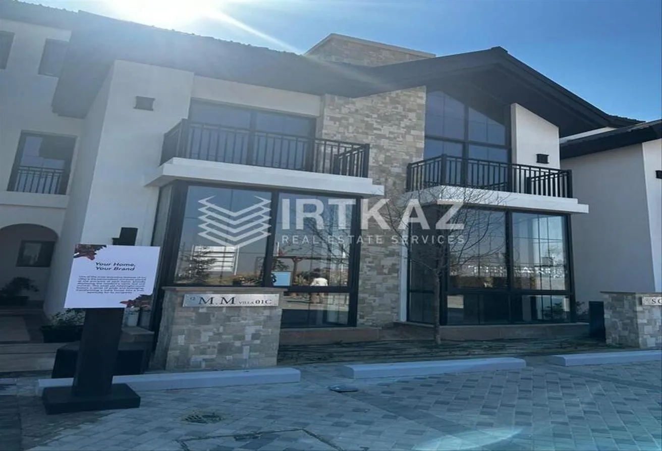 Sale in The Wonder Marq: Townhouse with lowest DP 575K Over9Y-Wonder Marq