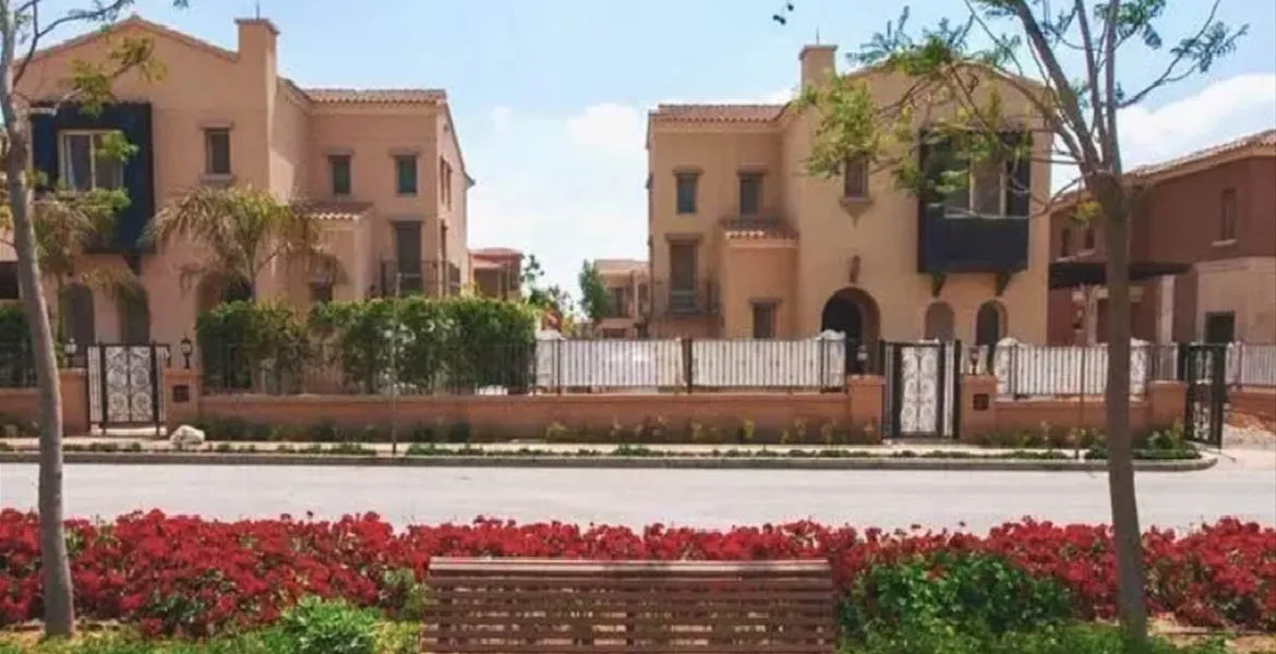 Sale in Mivida: Own your Fully Finished Apartment - 5% Downpayment