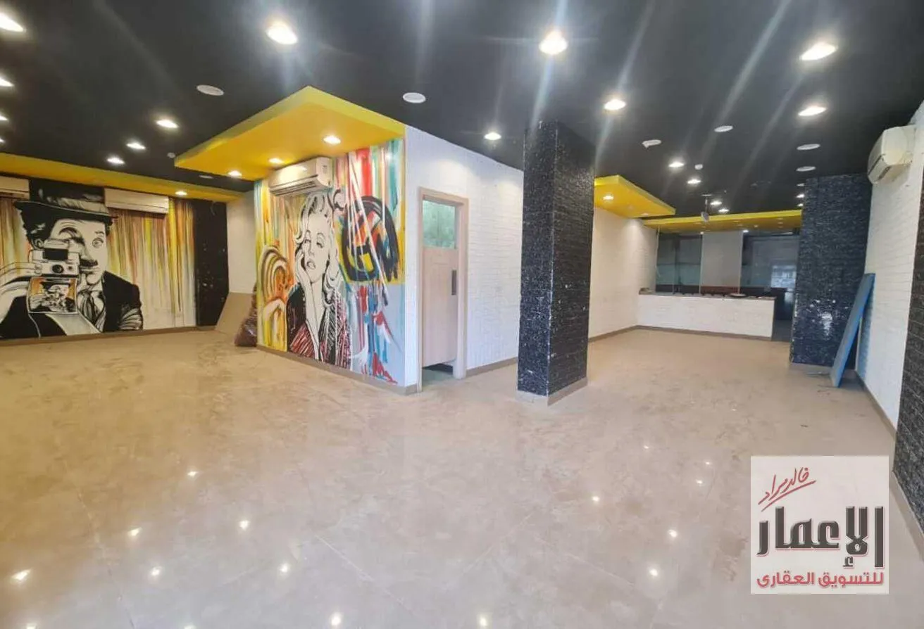 Sale in 8th District: شقة للبيع في اكتوبر الحي الثامن اهالي مجاورة ٢ 