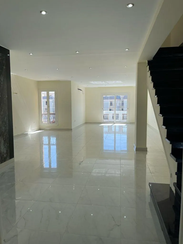 Furnished penthouse 2 bedrooms for rent in Mountain View Hyde Park New Cairo