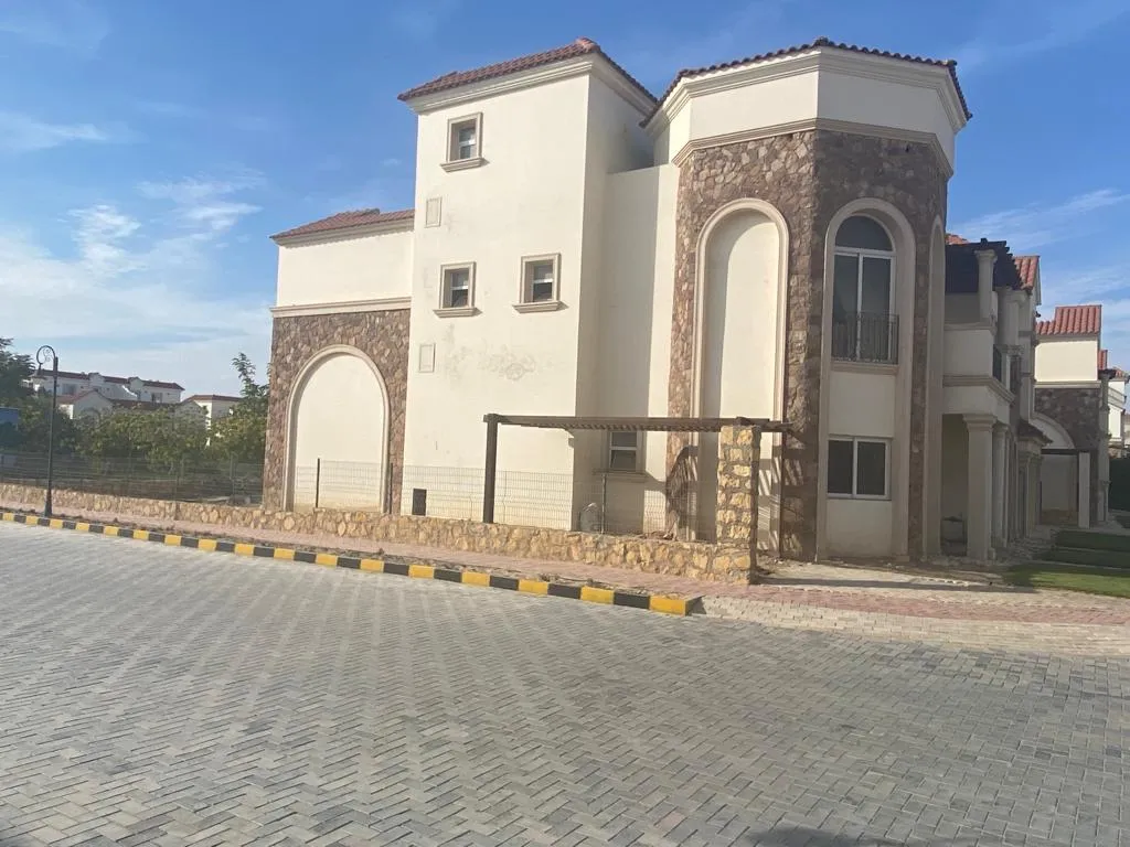 ديفينا جاردنز الشروق اتريك مصر